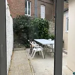 Le Saint-Honore 6 Chambres Pour 7 Personnes Stationnement Gratuit Dans La Rue